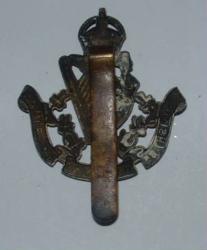 8thIRISHBnKINGSREGTCAPBADGE2.JPG