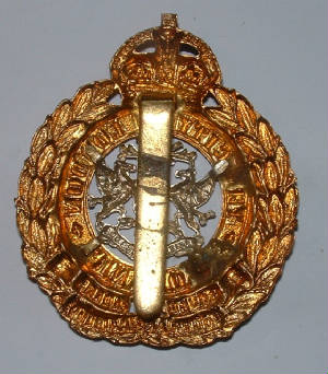 CITYOFLONDONYEOROUGHRIDERSCAPBADGEWW14JPG.JPG