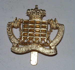 ROYALGLOUCESTERSHIREHUSSARSANODISEDCAPBADGhEG.JPG