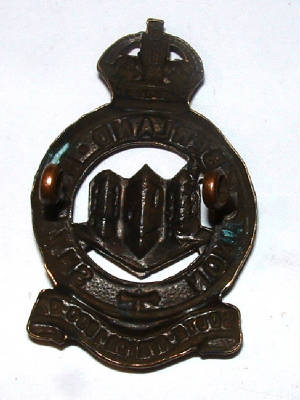 aNORTHUMBERLANDHUSSARSOFFICERSCAPBADGE2JPG.JPG